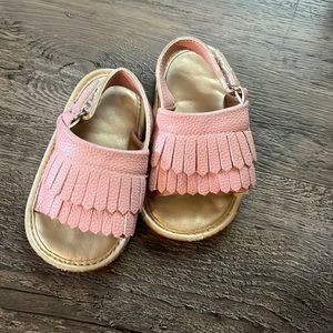 Pink fringe comfy sandals